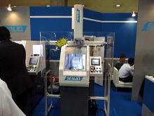 �ʎ��@